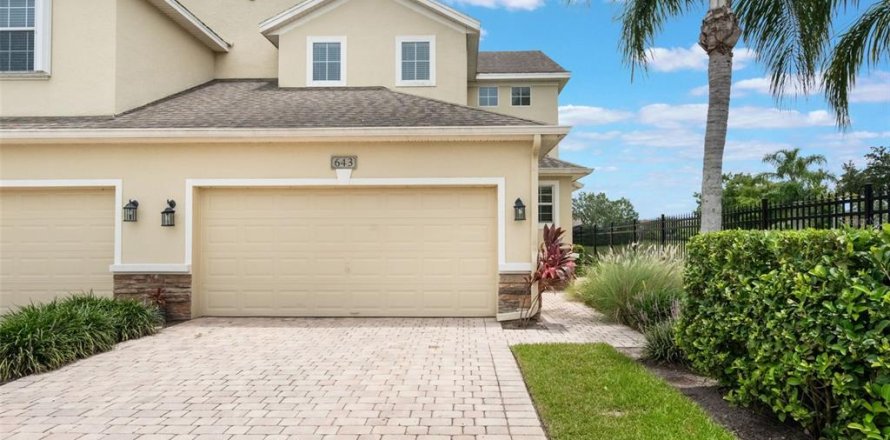 Townhouse in Orlando, Florida 4 bedrooms, 156.26 sq.m. № 1822915