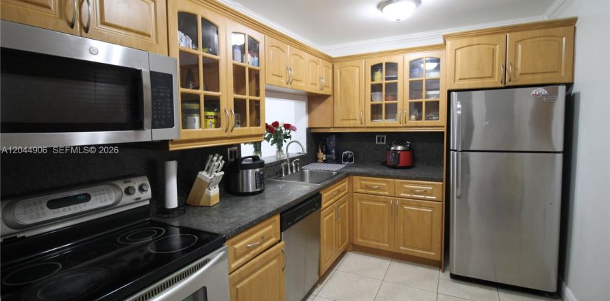 Condo à Miami, Floride, 2 chambres  № 2283134