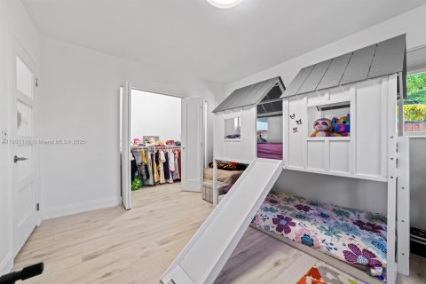 Casa en venta en North Miami Beach, Florida, 4 dormitorios, 224.54 m2 № 1855304 - foto 15