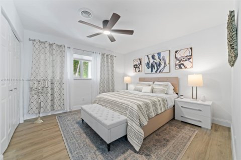 Casa en venta en North Miami Beach, Florida, 4 dormitorios, 224.54 m2 № 1855304 - foto 29