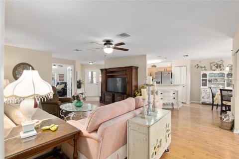 House in Ocala, Florida 2 bedrooms, 139.73 sq.m. № 1720988 - photo 14