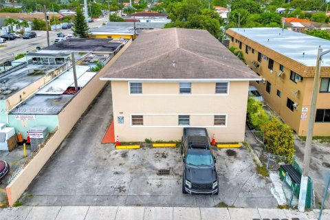 Commercial property in Miami, Florida 562.24 sq.m. № 2068294 - photo 2