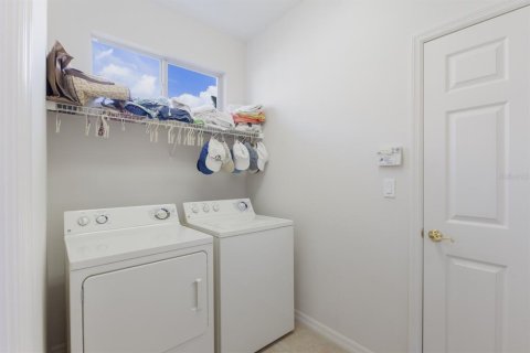 House in Bradenton, Florida 3 bedrooms, 152.82 sq.m. № 1761145 - photo 19