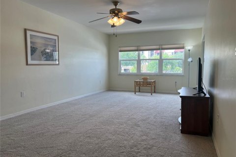 Condo in Port Charlotte, Florida, 1 bedroom  № 1680353 - photo 19