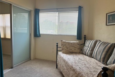 Condo in Port Charlotte, Florida, 1 bedroom  № 1680353 - photo 11