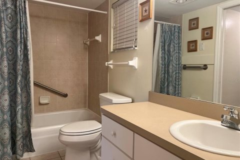 Condo in Port Charlotte, Florida, 1 bedroom  № 1680353 - photo 14