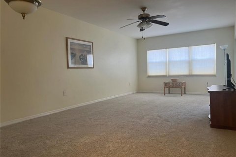 Condo in Port Charlotte, Florida, 1 bedroom  № 1680353 - photo 5