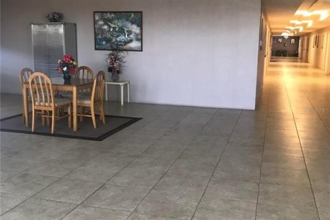 Condo in Port Charlotte, Florida, 1 bedroom  № 1680353 - photo 24