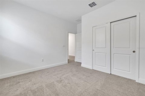 House in Apopka, Florida 4 bedrooms, 212.1 sq.m. № 1528878 - photo 24