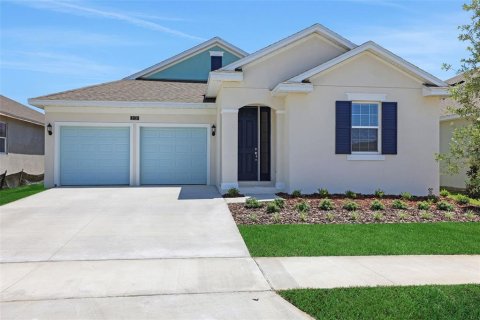House in Apopka, Florida 4 bedrooms, 212.1 sq.m. № 1528878 - photo 2