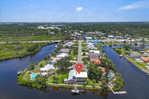 Casa en venta en Nokomis, Florida, 3 dormitorios, 186.36 m2 № 1786631 - foto 2