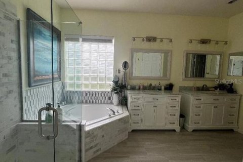 Villa ou maison à vendre à Sanford, Floride: 5 chambres, 323.3 m2 № 1771550 - photo 17