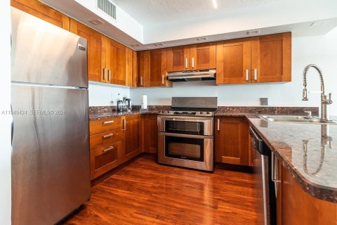 Copropriété à louer à Surfside, Floride: 3 chambres, 148.64 m2 № 2153030 - photo 14