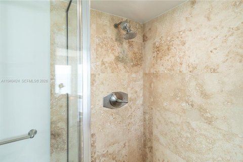 Copropriété à louer à Surfside, Floride: 3 chambres, 148.64 m2 № 2153030 - photo 20