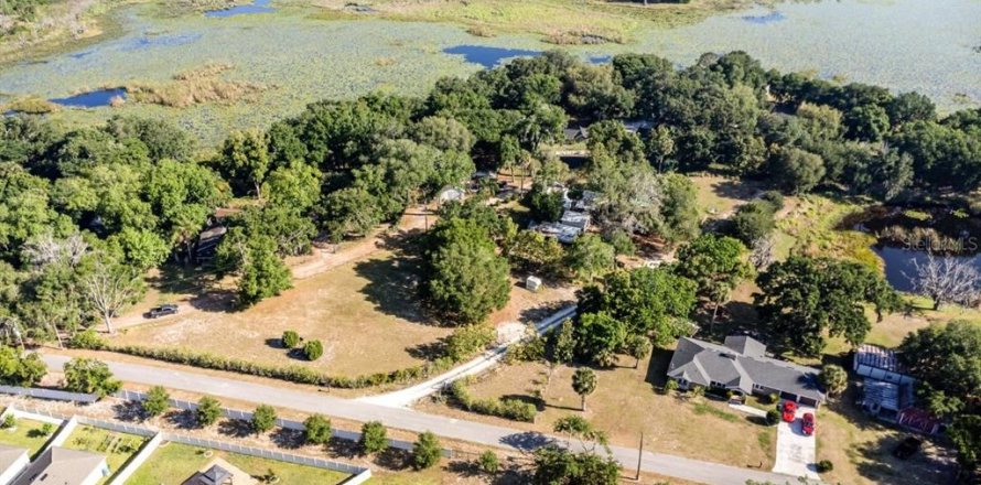 Land in Orlando, Florida № 1827774