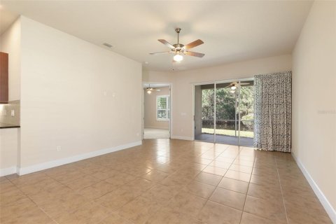 Touwnhouse à vendre à Ormond Beach, Floride: 2 chambres, 140.28 m2 № 2418426 - photo 15