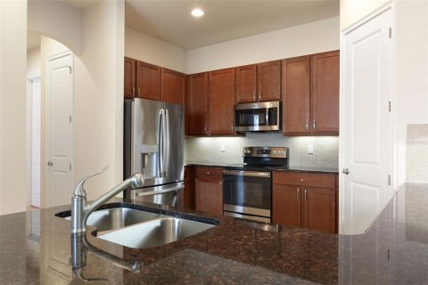 Touwnhouse à vendre à Ormond Beach, Floride: 2 chambres, 140.28 m2 № 2418426 - photo 6