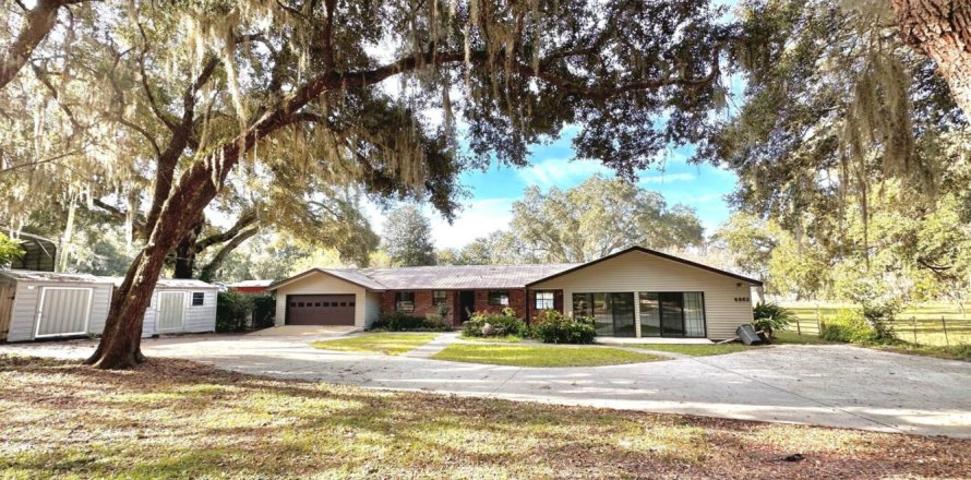 Villa ou maison à Keystone Heights, Floride 5 chambres, 227.33 m2 № 865878