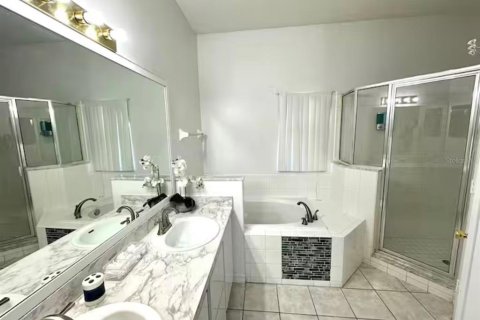 Villa ou maison à louer à Kissimmee, Floride: 4 chambres, 162.76 m2 № 2092724 - photo 9