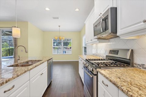 Villa ou maison à vendre à Sarasota, Floride: 3 chambres, 192.21 m2 № 2116530 - photo 15