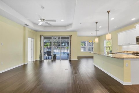 Villa ou maison à vendre à Sarasota, Floride: 3 chambres, 192.21 m2 № 2116530 - photo 8