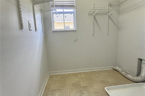 Купить таунхаус в Клируотер, Флорида 7 комнат, 149.2м2, № 2137486 - фото 22