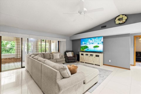 House in Port Orange, Florida 4 bedrooms, 201.78 sq.m. № 1686971 - photo 12