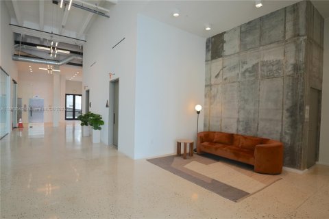 Condo in Miami, Florida  № 1870028 - photo 5