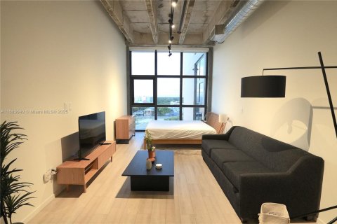 Condo in Miami, Florida  № 1870028 - photo 10