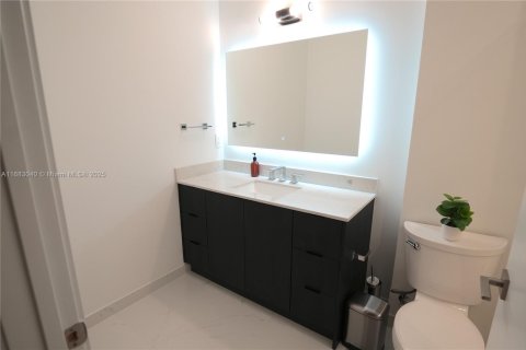 Condo in Miami, Florida  № 1870028 - photo 15