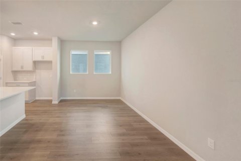 House in Wesley Chapel, Florida 3 bedrooms, 230.49 sq.m. № 2208636 - photo 5