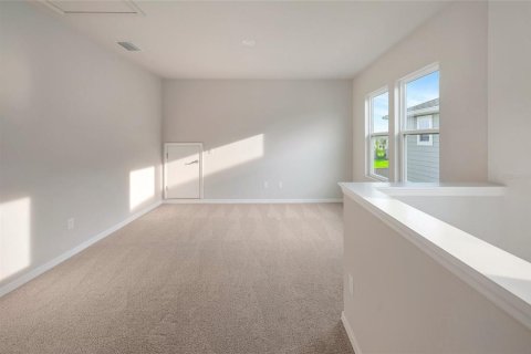 House in Wesley Chapel, Florida 3 bedrooms, 230.49 sq.m. № 2208636 - photo 14