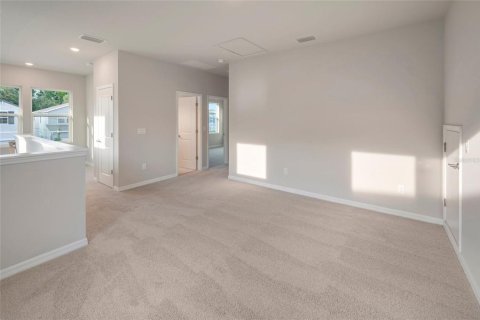 House in Wesley Chapel, Florida 3 bedrooms, 230.49 sq.m. № 2208636 - photo 15