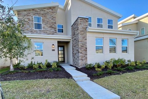 House in Davenport, Florida 7 bedrooms, 357.02 sq.m. № 1906035 - photo 1