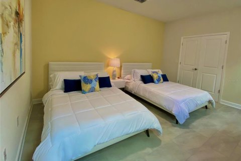 House in Davenport, Florida 7 bedrooms, 357.02 sq.m. № 1906035 - photo 21