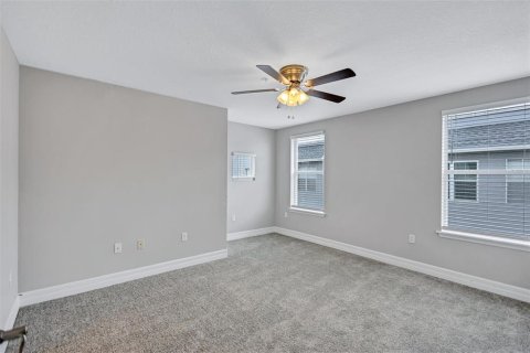 Adosado en venta en Tampa, Florida, 3 dormitorios, 197.42 m2 № 2356484 - foto 28