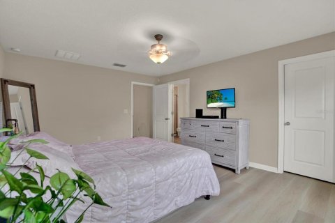 Touwnhouse à vendre à New Port Richey, Floride: 3 chambres, 154.78 m2 № 2396665 - photo 9