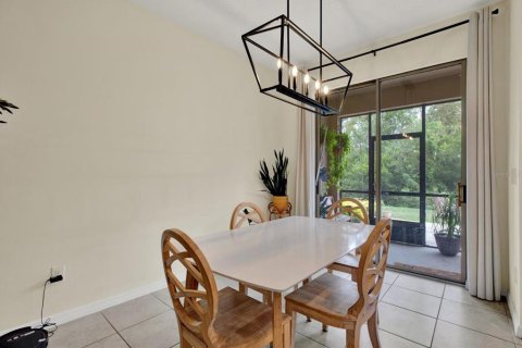 Touwnhouse à vendre à New Port Richey, Floride: 3 chambres, 154.78 m2 № 2396665 - photo 8