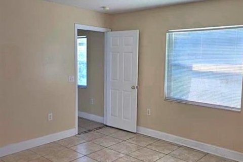 House in Kissimmee, Florida 3 bedrooms, 130.9 sq.m. № 2430782 - photo 8