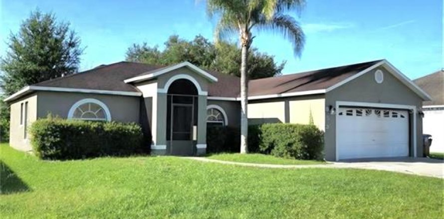 House in Kissimmee, Florida 3 bedrooms, 130.9 sq.m. № 2430782
