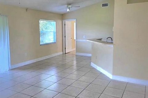 House in Kissimmee, Florida 3 bedrooms, 130.9 sq.m. № 2430782 - photo 9