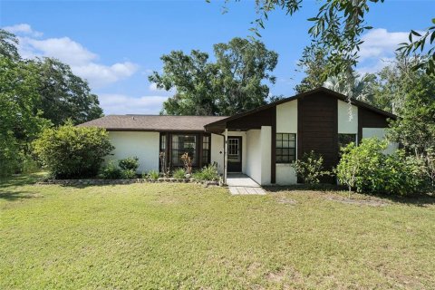 Casa en venta en Wesley Chapel, Florida, 3 dormitorios, 140.19 m2 № 1759675 - foto 1