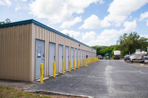 Commercial property in Archer, Florida 1527.31 sq.m. № 2226563 - photo 4