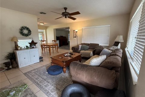 Casa en venta en Orlando, Florida, 3 dormitorios, 145.11 m2 № 1903912 - foto 20