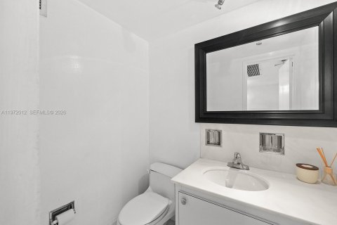 Copropriété à louer à Miami Beach, Floride: 1 chambre, 86.4 m2 № 2155144 - photo 13