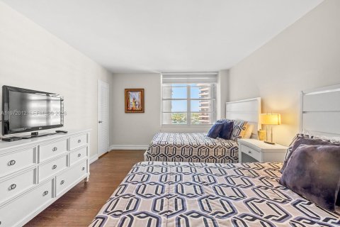 Copropriété à louer à Miami Beach, Floride: 1 chambre, 86.4 m2 № 2155144 - photo 9