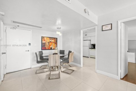 Copropriété à louer à Miami Beach, Floride: 1 chambre, 86.4 m2 № 2155144 - photo 7
