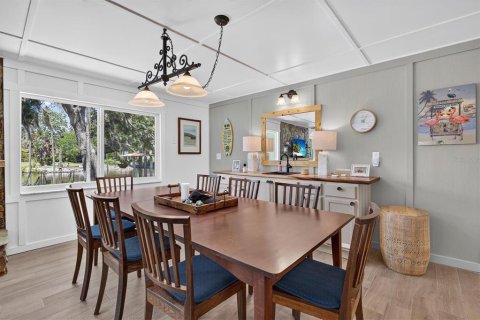 Casa en venta en Weeki Wachee, Florida, 2 dormitorios, 125.42 m2 № 2321045 - foto 28