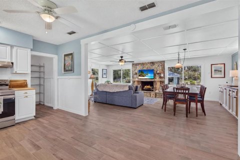 Casa en venta en Weeki Wachee, Florida, 2 dormitorios, 125.42 m2 № 2321045 - foto 26