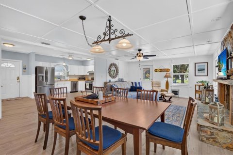 Casa en venta en Weeki Wachee, Florida, 2 dormitorios, 125.42 m2 № 2321045 - foto 27